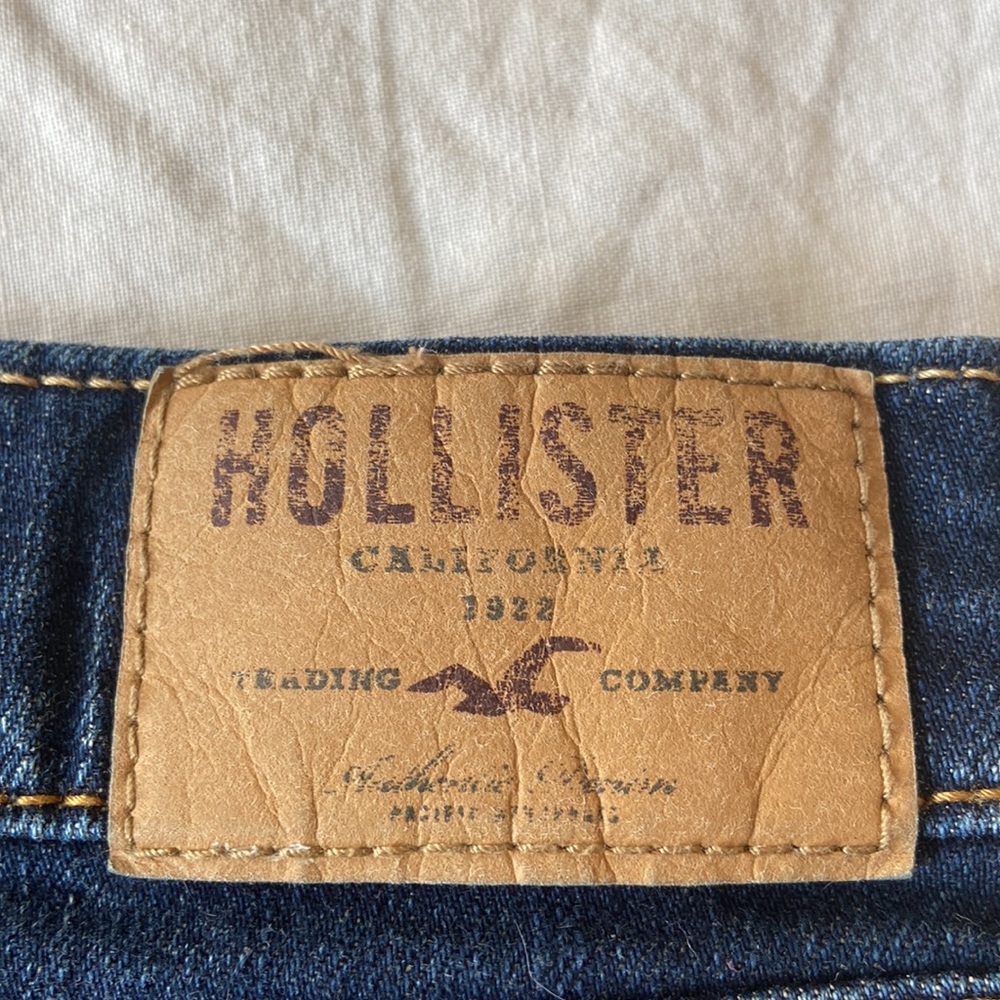 Hollister California Jean Shorts -Size 5 - Picture 6 of 7